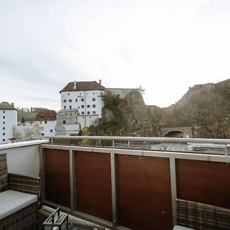 Apartment Stilvolles Mit Blick Auf Dreiflüsse-eck Passau