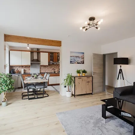 Apartment Stilvolles Mit Blick Auf Dreiflüsse-eck