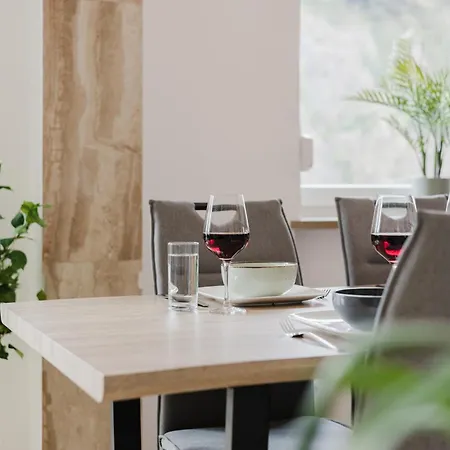 Stilvolles Mit Blick Auf Dreifluesse-eck