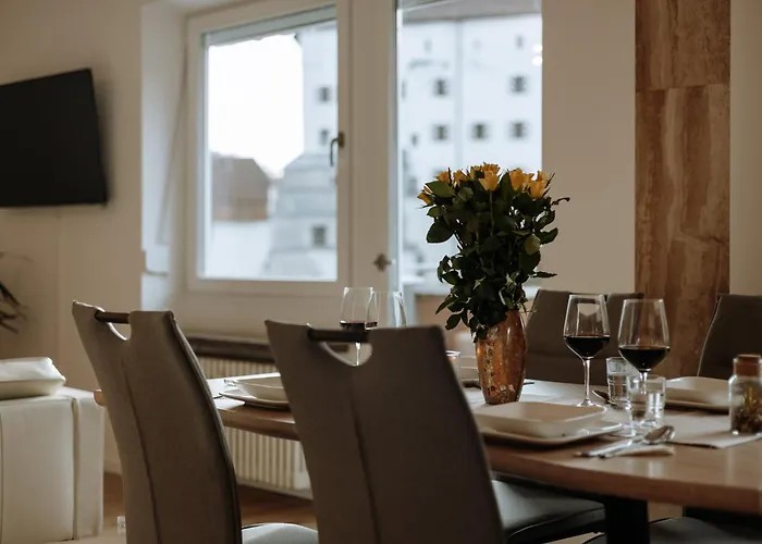 Stilvolles Mit Blick Auf Dreifluesse-eck *