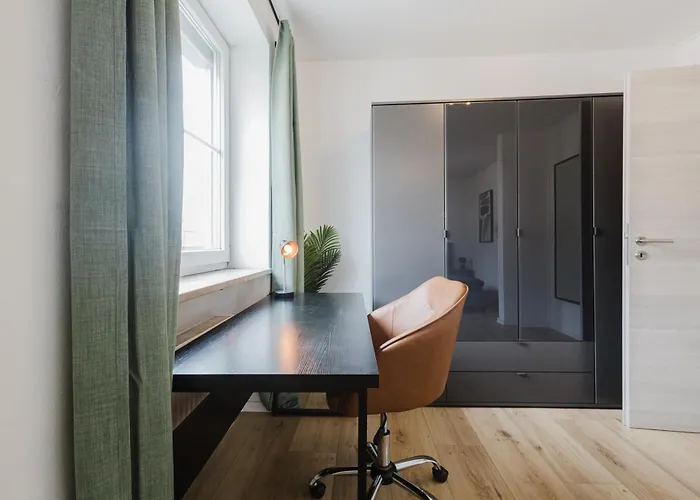 Apartment Stilvolles Mit Blick Auf Dreifluesse-eck *