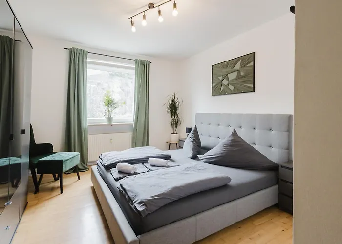 Stilvolles Mit Blick Auf Dreifluesse-eck